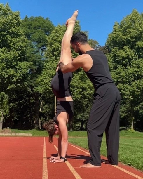 Handstand Coaching